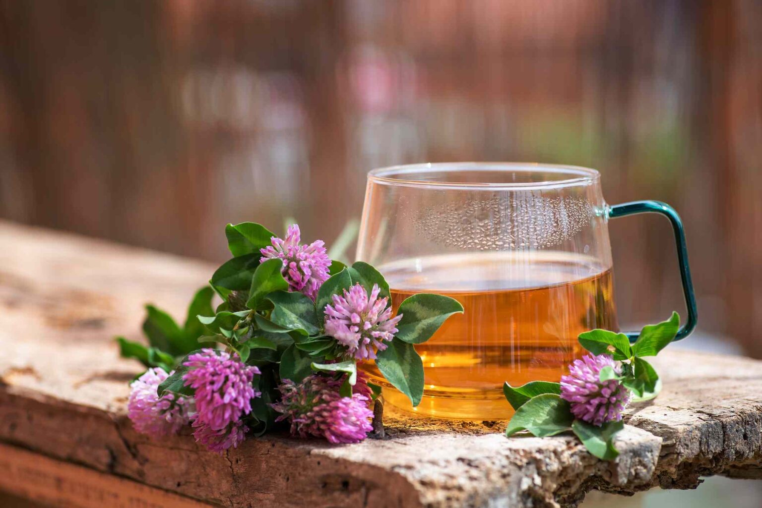 This Simple Herbal Supplement Could Support Your Heart, Joint, and Hormonal Health