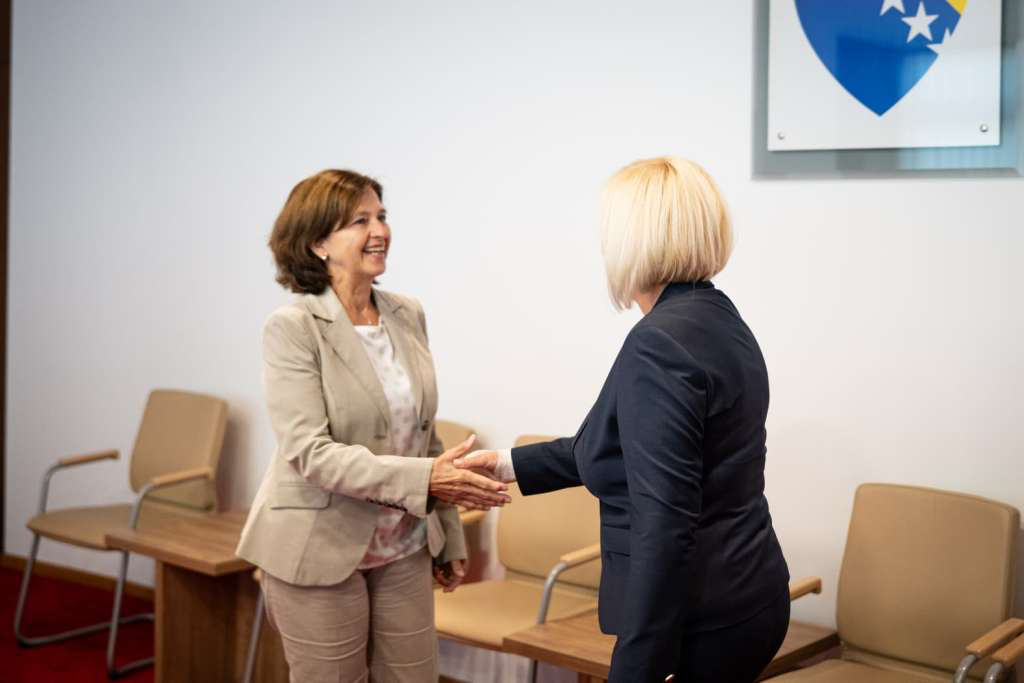 BiH Council of Ministers Chairwoman meets EBRD Director