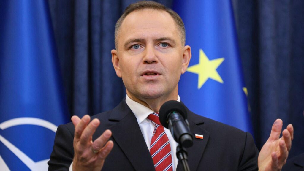 Polish president vetoes bill providing aid to Ukrainian refugees living in Poland
