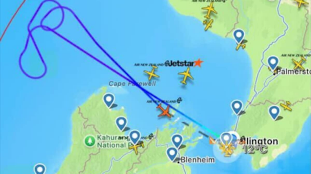 Air traffic control outage disrupts flight in Oceania airspace, multiple flights circling off New Zealand