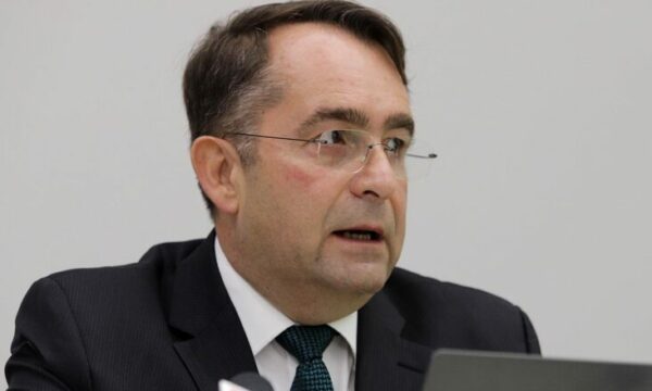 Peci: For a few votes, VV wants to destroy Kosovo