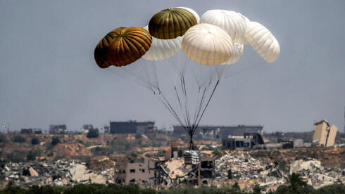 IDF coordinates Gaza aid drops with Greece, Italy for first time IDF coordinates Gaza aid drops with Greece, Italy for first time