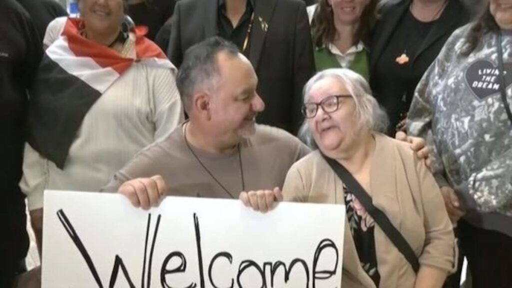 New Zealand man meets birth mother in Canada after decades apart