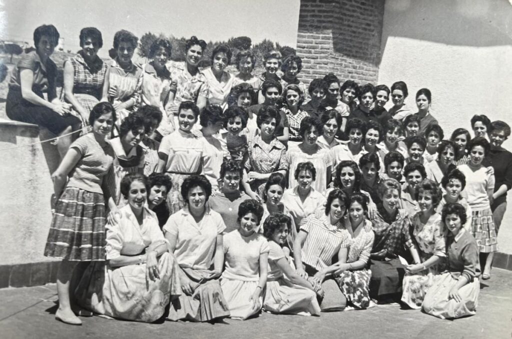 ‘Plan Marta’: The journey of 815 young women sent to Australia by Francoist Spain | International EL PAÍS
