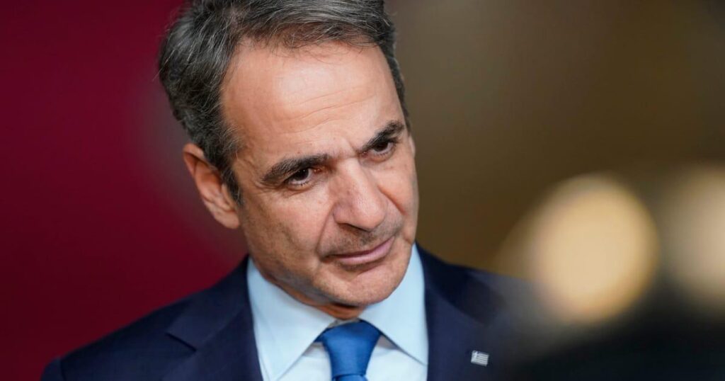 Probe into EU farm funds fraud in Greece widens • Authorities conducted a raid on Wednesday seeking information on a former official from the ruling New Democracy party. Probe into EU farm funds fraud in Greece widens • Authorities conducted a raid on Wednesday seeking information on a former official from the ruling New Democracy party.