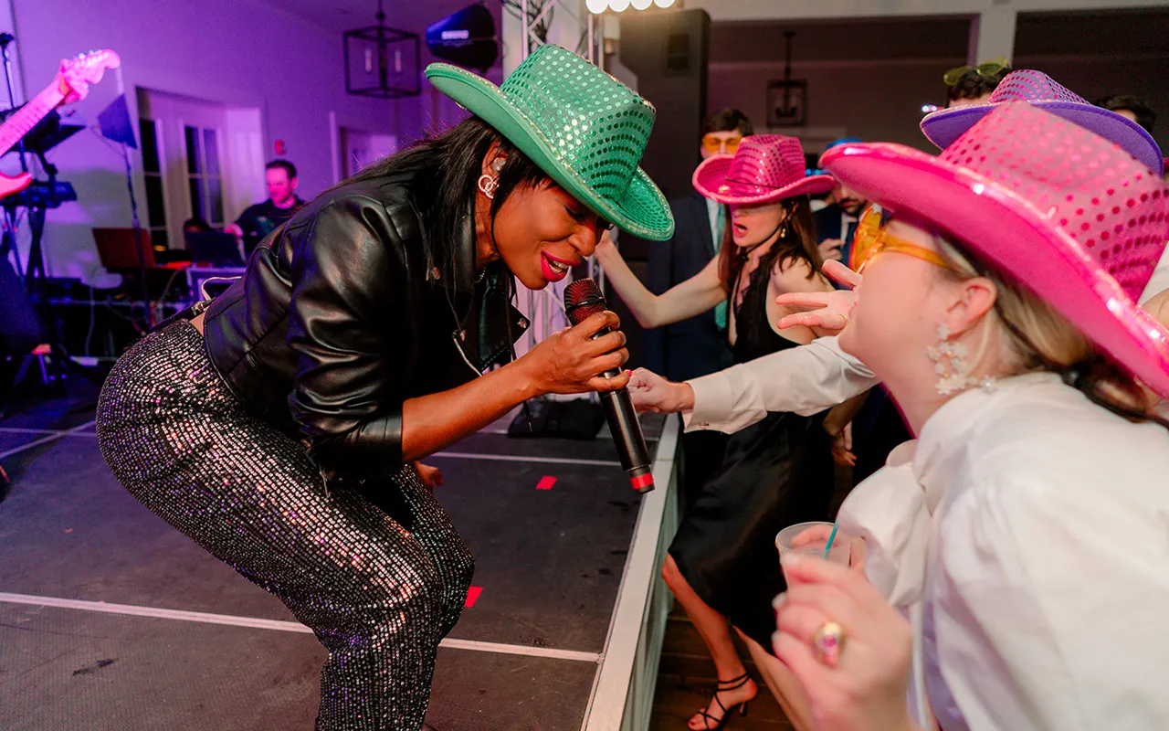 _838035_Taylor_Tyler_SI_Band_@kdimeg_photo_11112023_(22).png