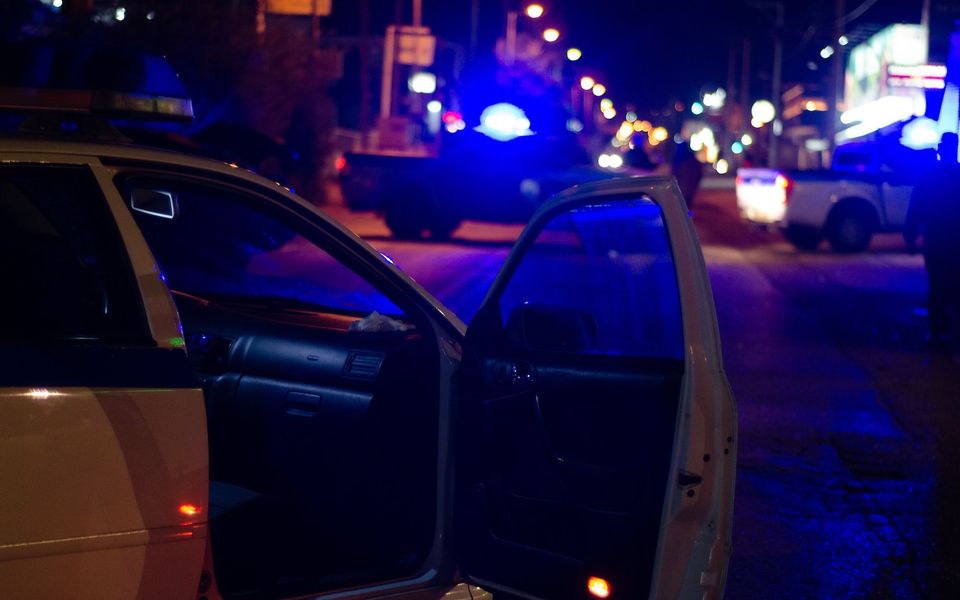 Five Turkish nationals remanded in Greece on drug and firearms trafficking charges