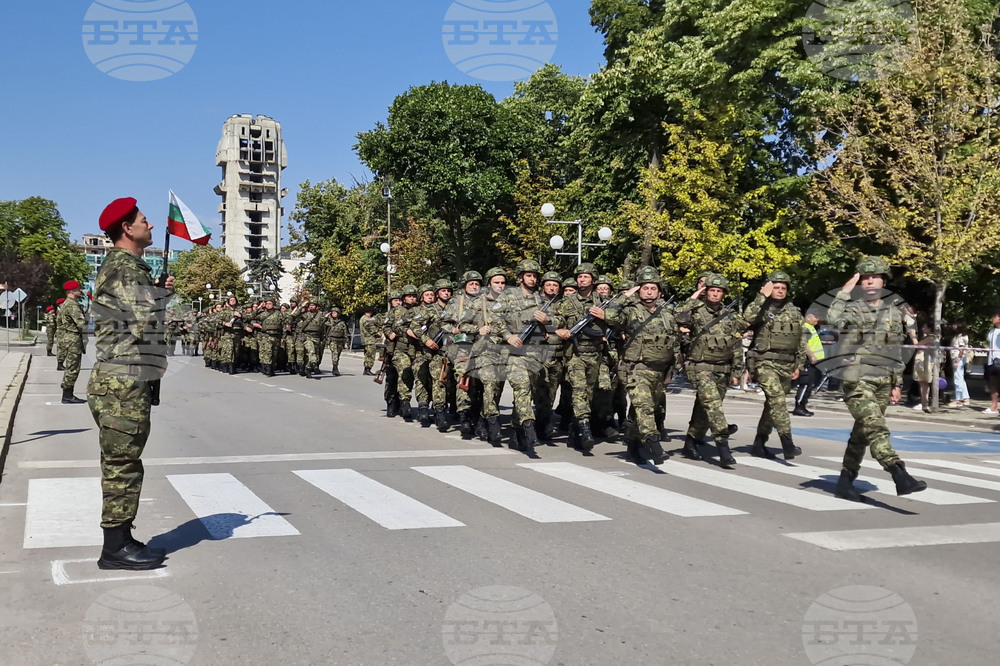Bulgaria sends 97 soldiers to Kosovo, joins NATO mission