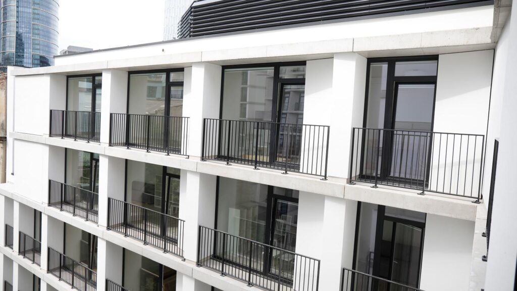 The German developer bought 5,000 apartments in Poland. Huge takeover