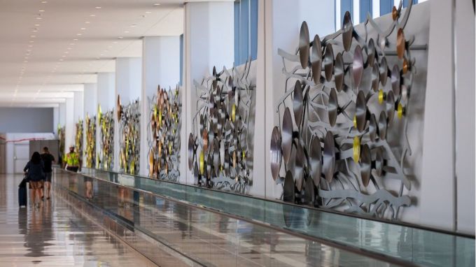 Bulgaria is represented in an art project at Chicago’s O’Hare International Airport Bulgaria is represented in an art project at Chicago’s O’Hare International Airport