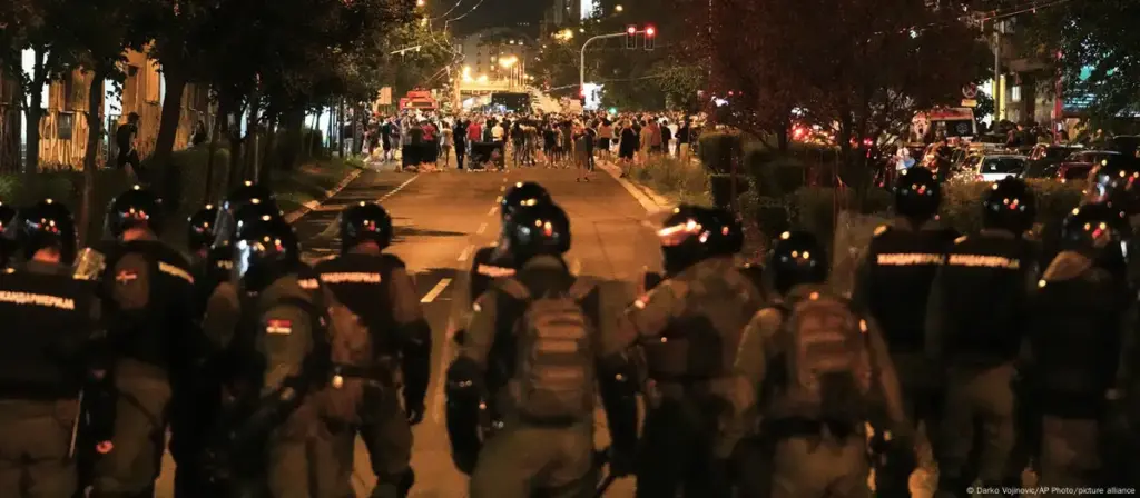 Repression in Serbia, a university establishes a crisis center to offer help to students