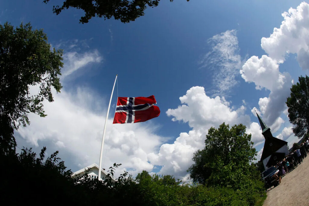 Environmental journalist Alec Luhn missing following hike in Norway