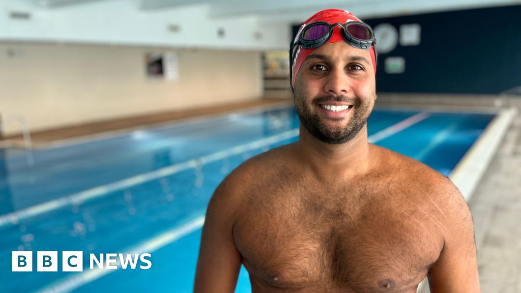 Wiltshire swimmer to cross English Channel for mental health