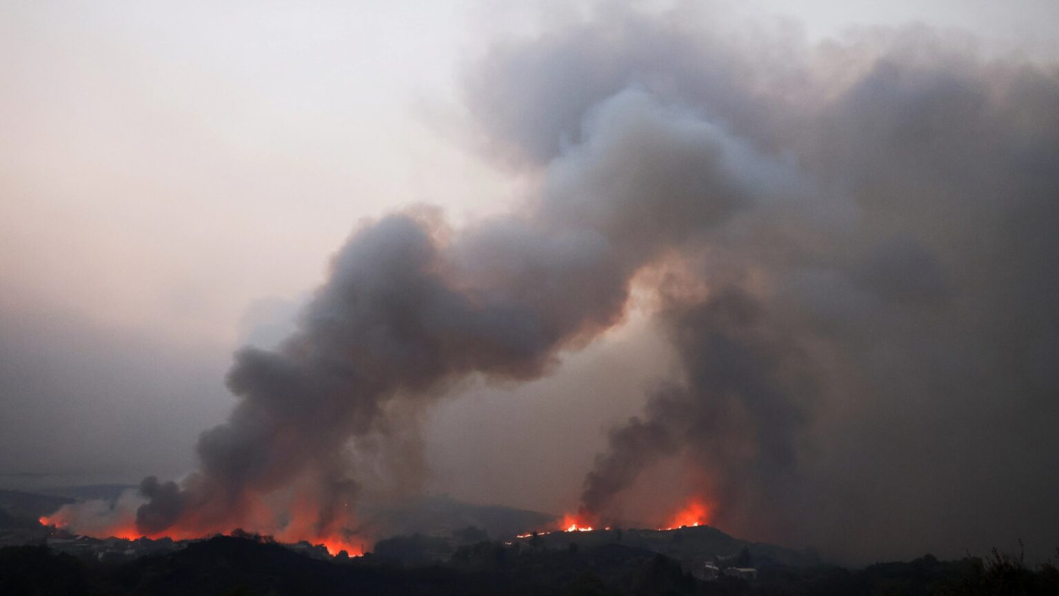 Wildfires 'out of control' in Spain as thousands evacuated and extra 500 troops deployed with holiday hotspots on alert