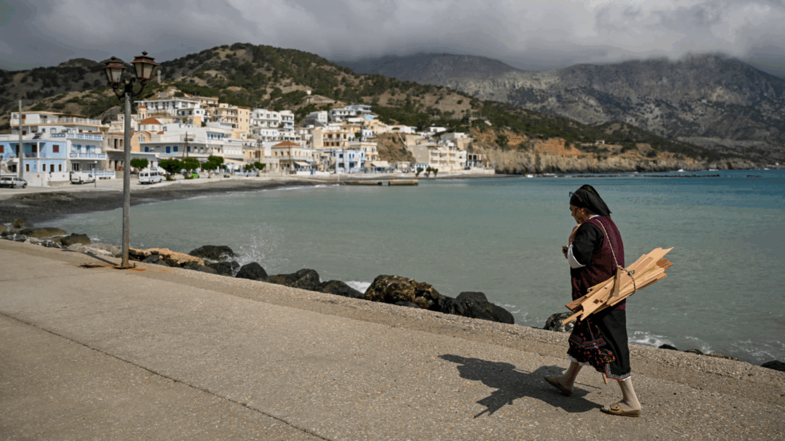 Greece faces demographic decline over aging, low birth rates