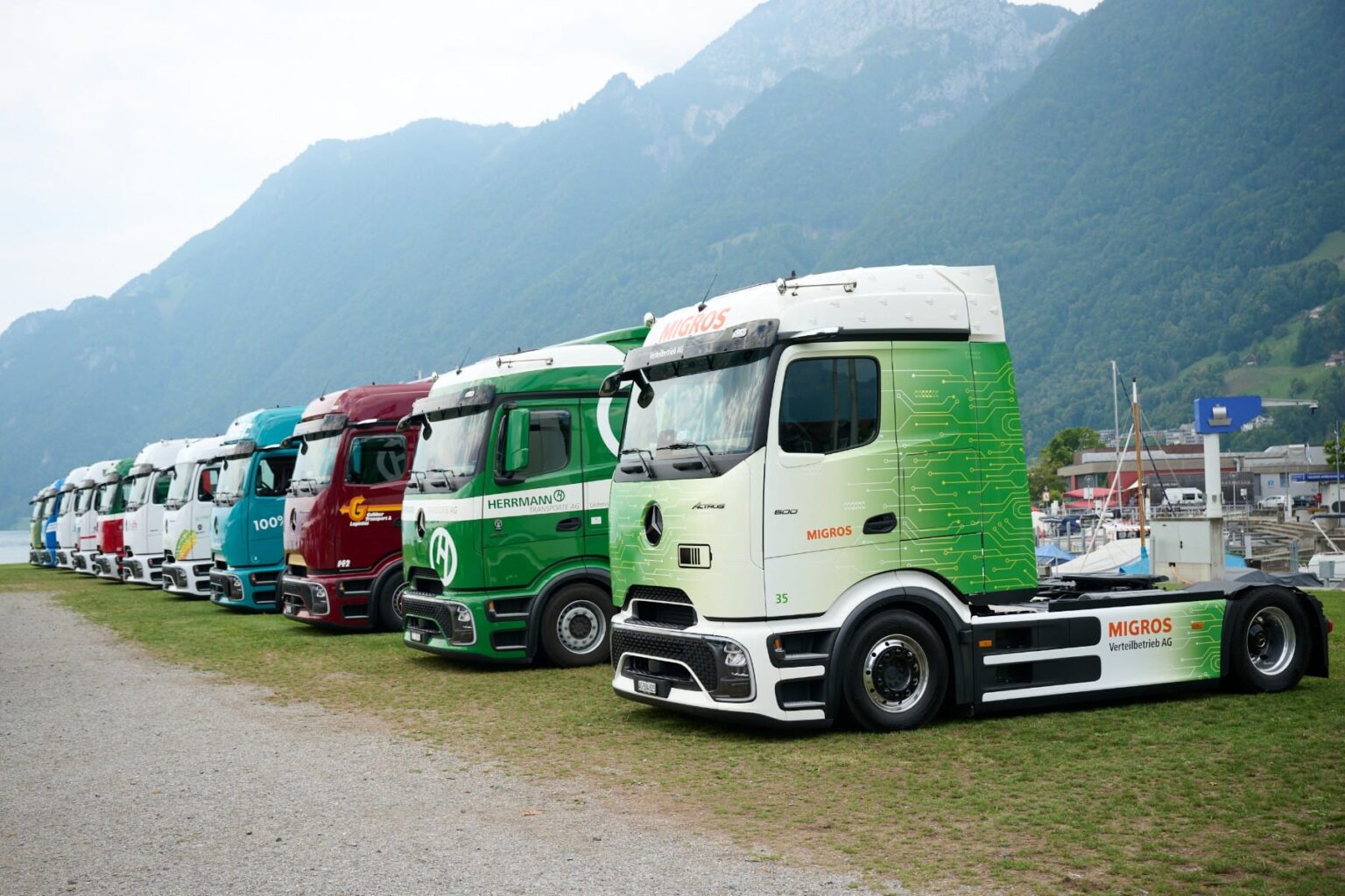 Mercedes-Benz Trucks delivers first eActros 600 in Switzerland Mercedes-Benz Trucks delivers first eActros 600 in Switzerland