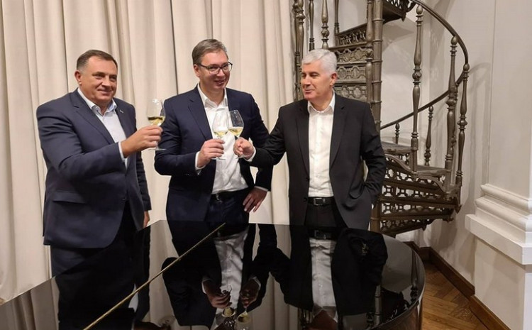 Vucic Announces He Will Step Down as President of Serbia in 18 Months