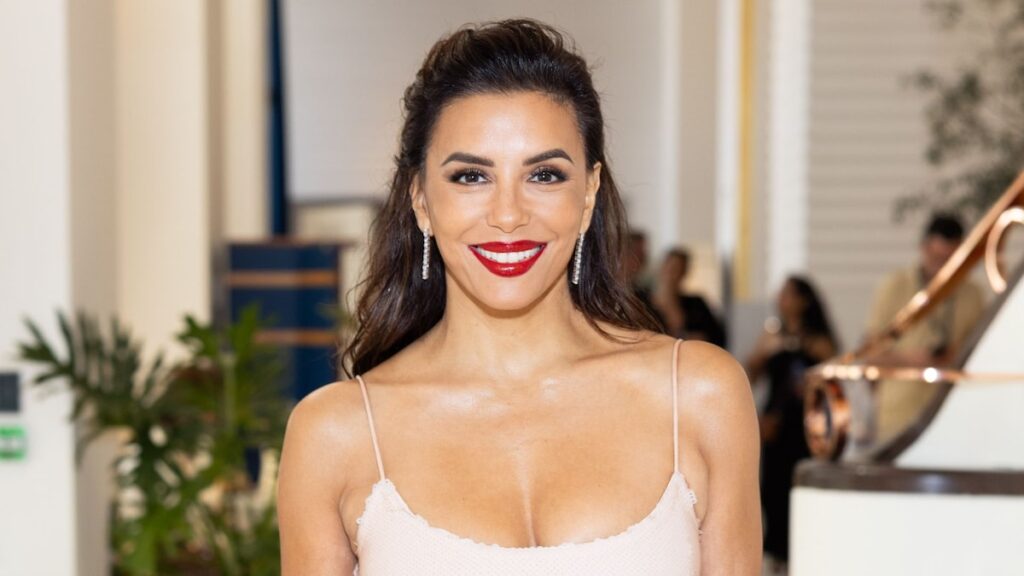 See her hottest summer looks!