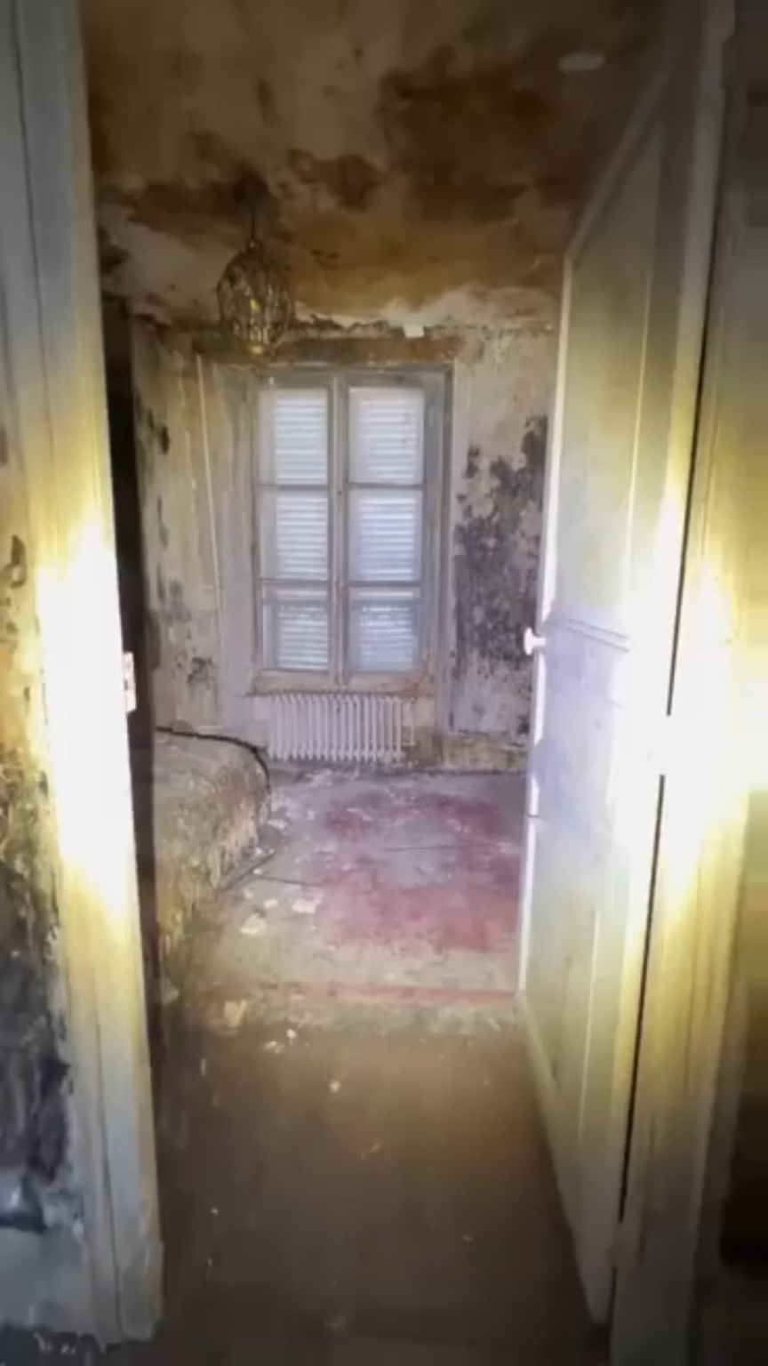 Be Like Lessons: I rent a room for students. 650,00 € + deposit + capers + deposit + overhead