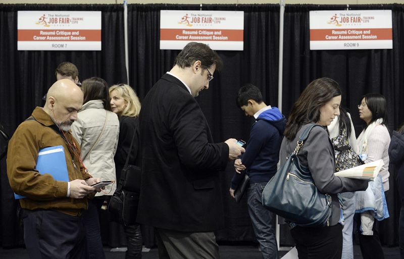 Canada's economy sheds 40,800 jobs in July