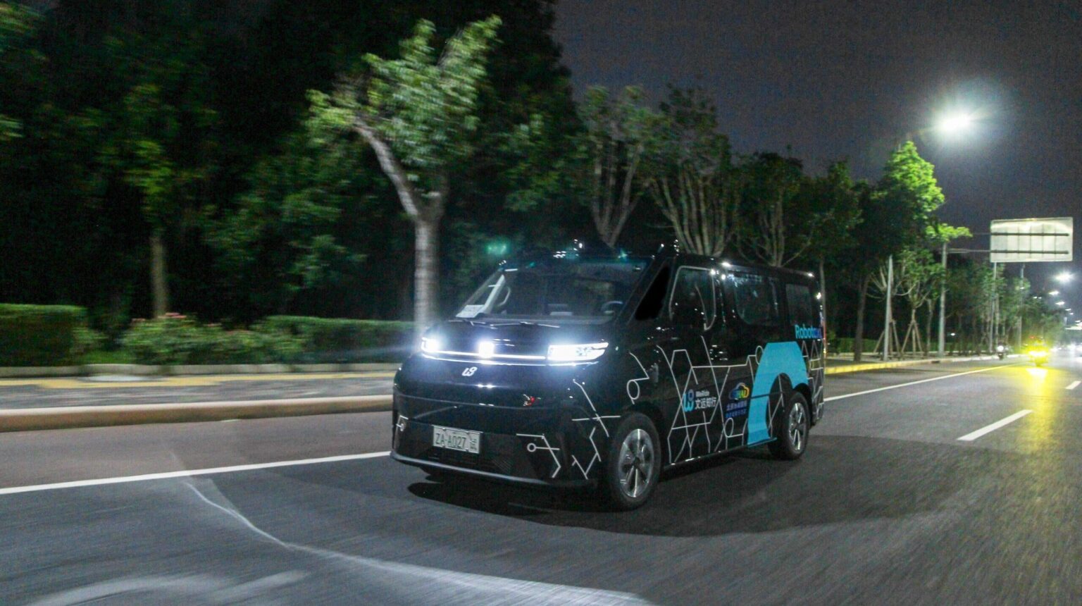 WeRide will begin trialling its Level 4 robotaxis in snowy night-time conditions.