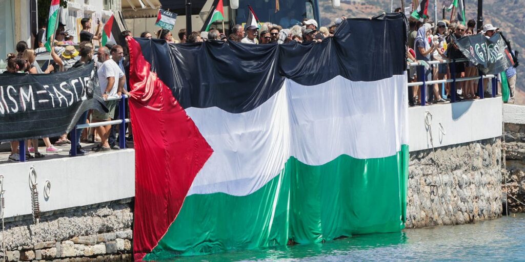 Israeli Tourists Traveling to Greek Islands Met With Pro-Palestine Protests
