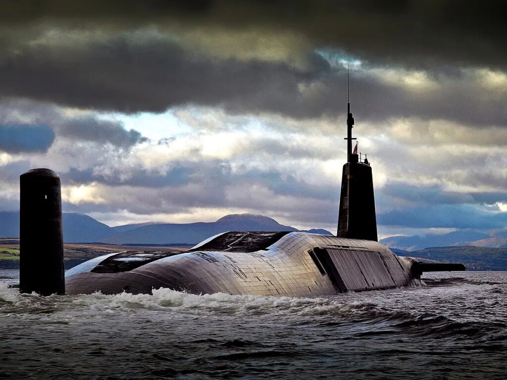 When two NATO submarines packed with nuclear weapons collided in the middle of nowhere! When two NATO submarines packed with nuclear weapons collided in the middle of nowhere!