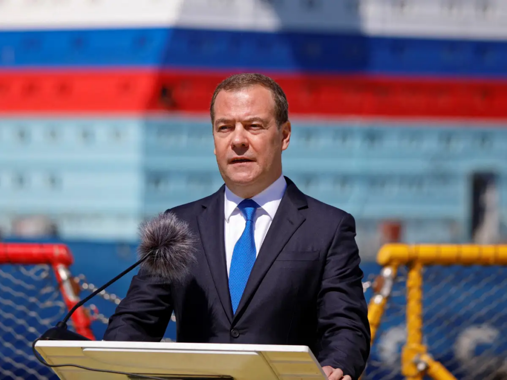 Dmitry Medvedev publicly lashes out at Macron over NATO troops in Ukraine Dmitry Medvedev publicly lashes out at Macron over NATO troops in Ukraine