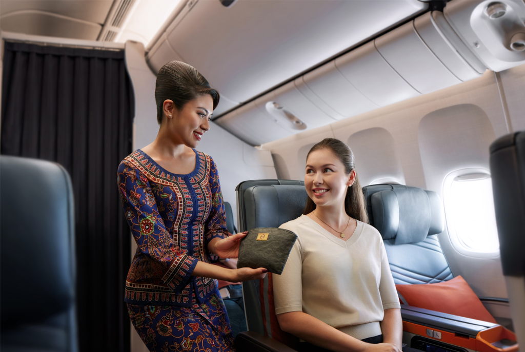 7 Best Economy Class Airlines for Long-Haul Travel in 2025