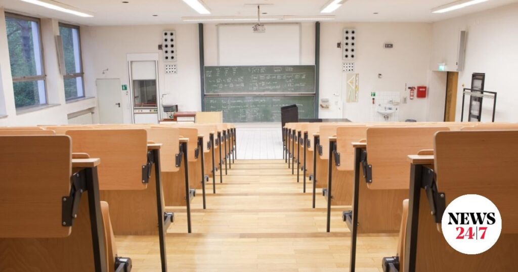 Non -State Universities: They got permission without curricula