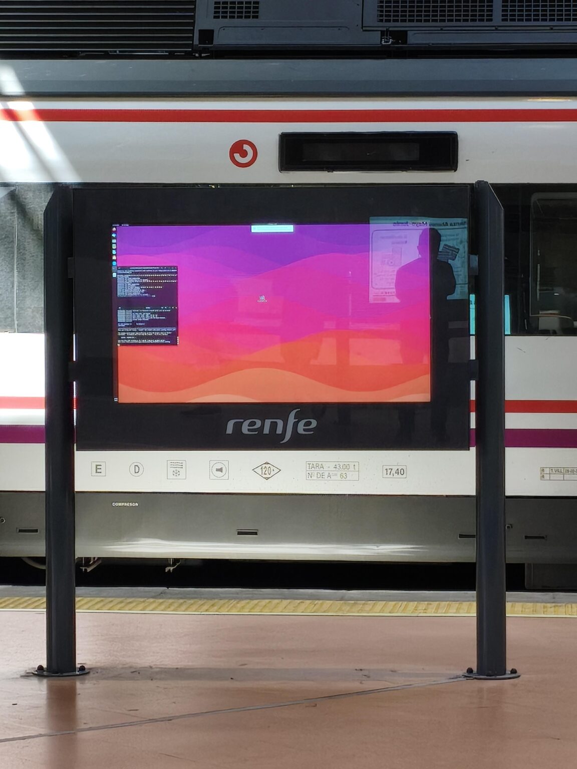 Renfe embraces the open source and uses Linux