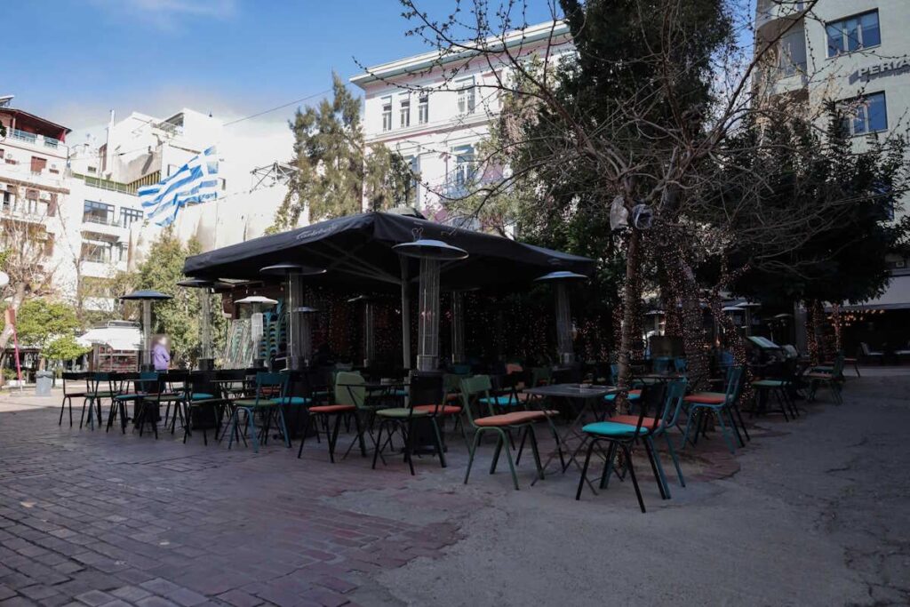MYSTREET: Operating the electronic application for arbitrary use of public spaces
