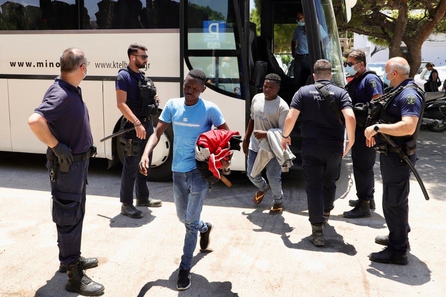 migrants asylum Greece