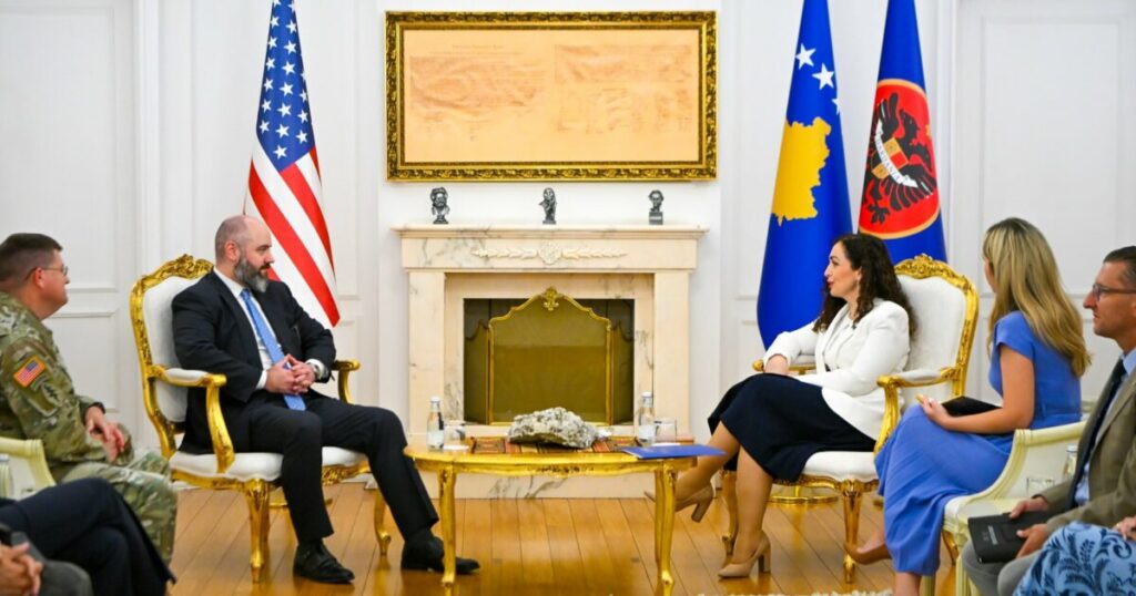 Osmani after meeting with Baker: With the US, Kosovo is stronger - Telegrafi