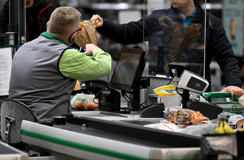 Thousands of retail jobs set to disappear in Finland by 2026 Thousands of retail jobs set to disappear in Finland by 2026