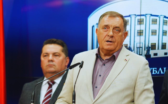 Bulgaria: Dodik Loses Mandate, Gains Momentum? Serbian Strongman Calls for Referendum in Bosnia