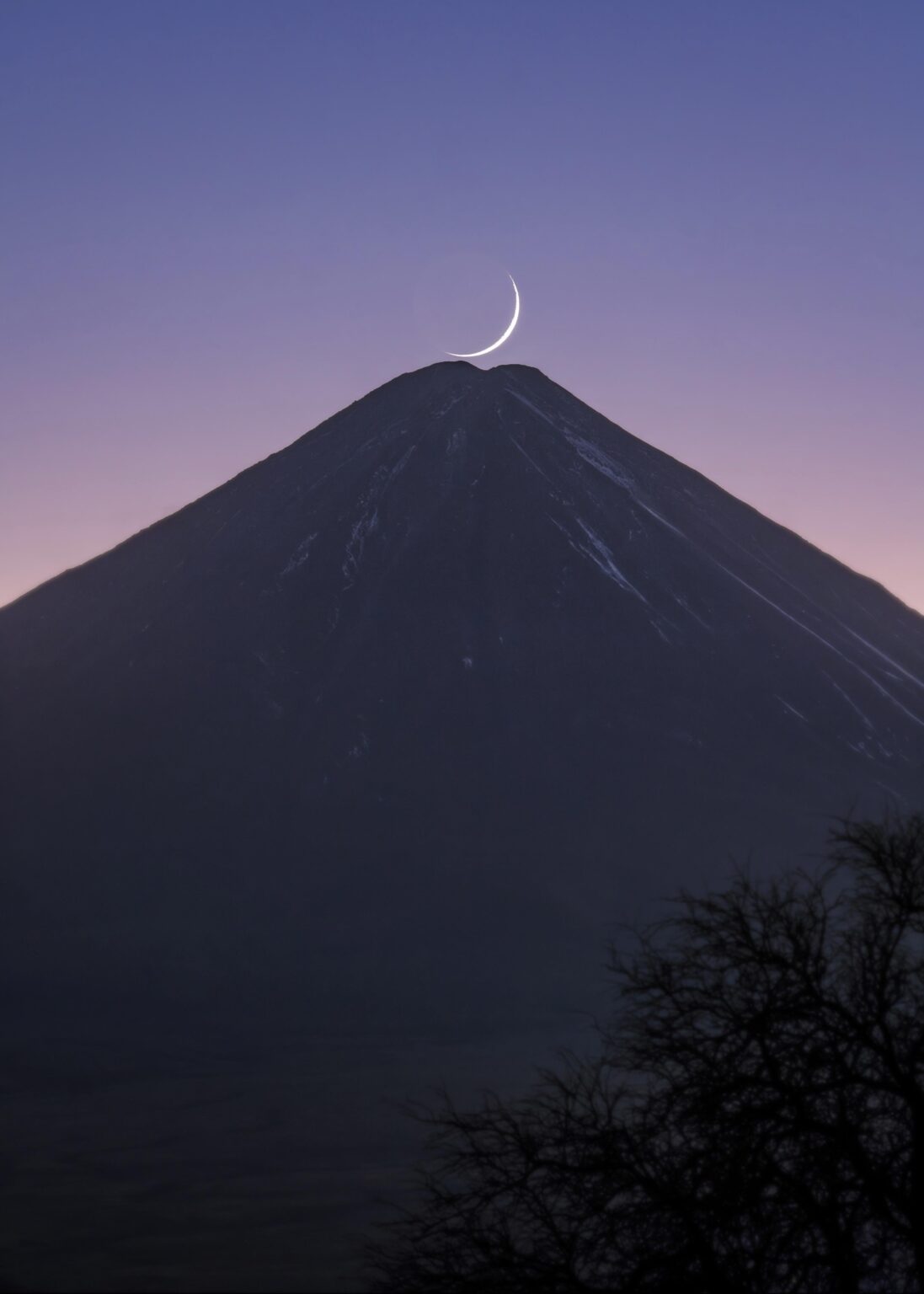 Crescent moonrise over Licancabur Volcano, Chile (OC)