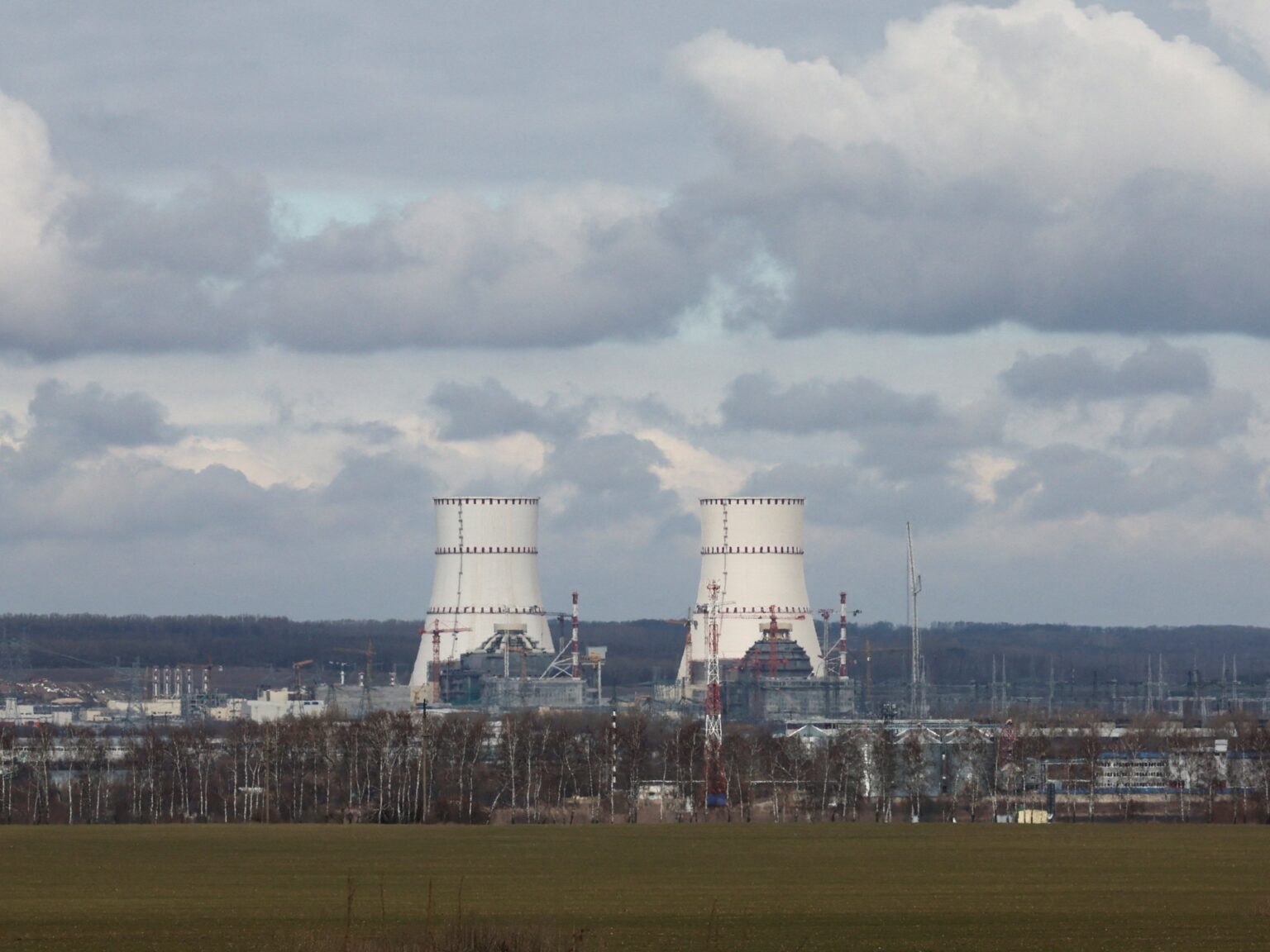 Russia accuses Ukraine of attacking nuclear plant, causing a fire | Russia-Ukraine war News