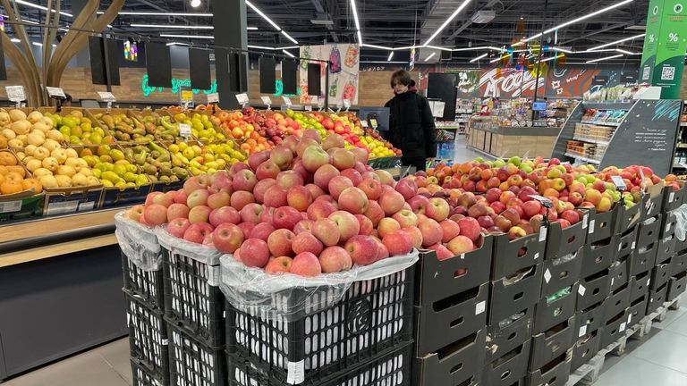 North Korean apples on sale in Russia. Pic: Danil Biryukov / DVHAB.RU