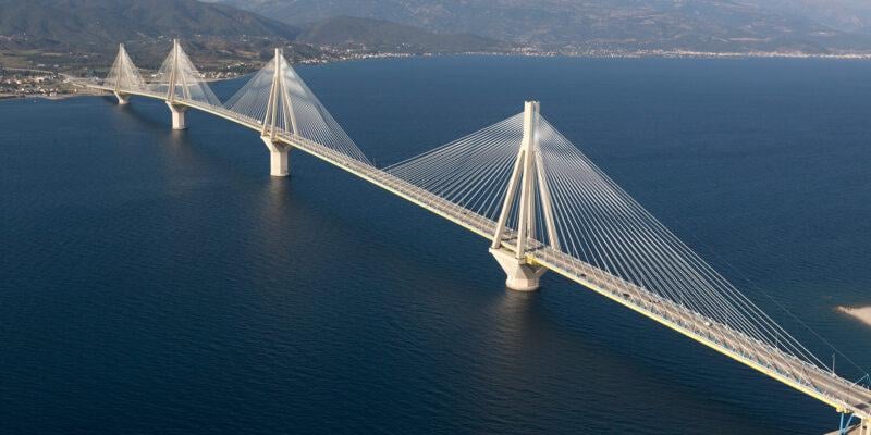 7/8/2004: The Rio -Antirio Bridge is inaugurated