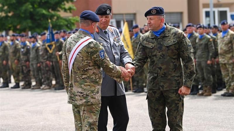 building reserves to defend Poland