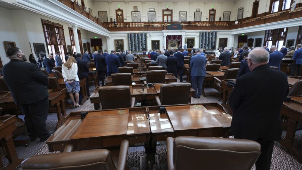 Texas Democrats end walkout over gerrymandered US House maps