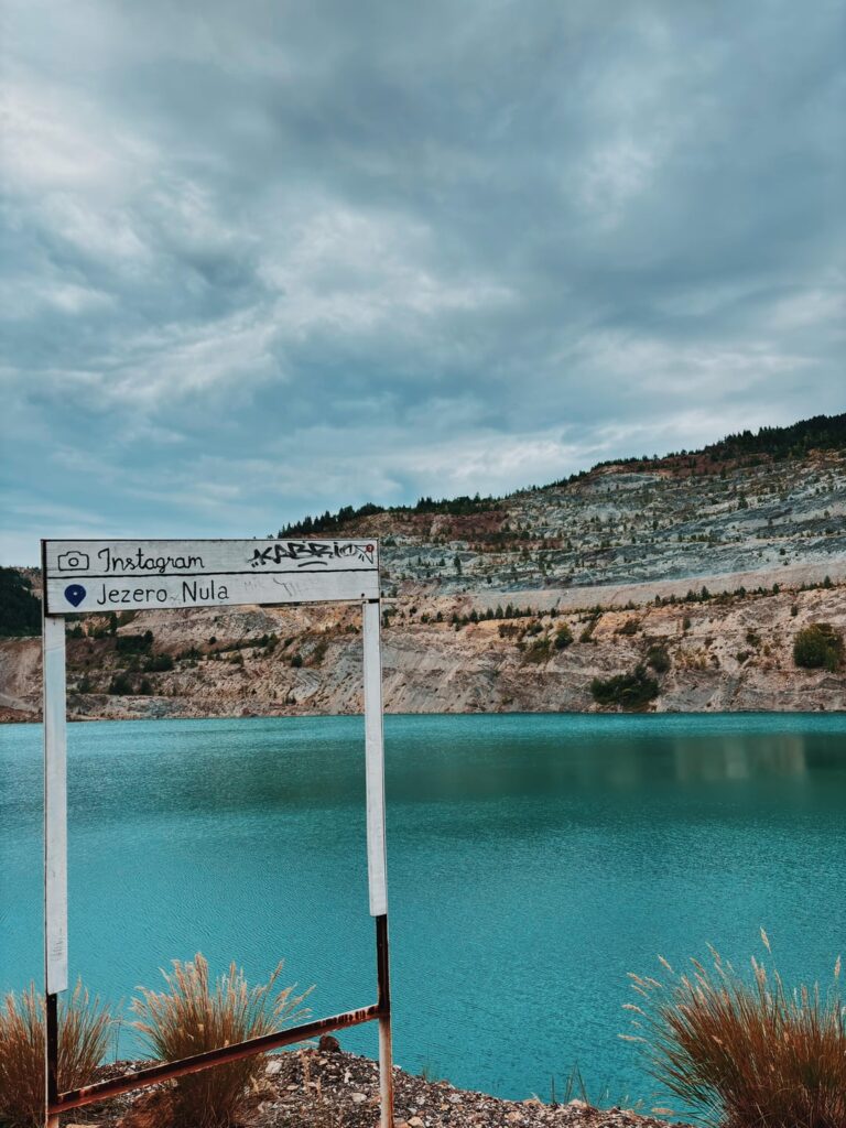 Lake zero, Vares