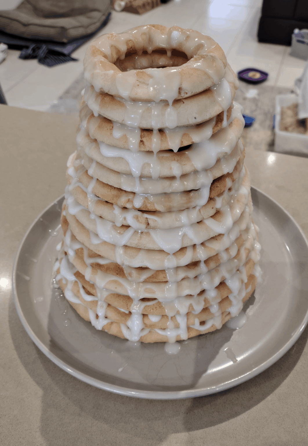 Made wreath cake in Australia .. A little out of exercise with glaze.