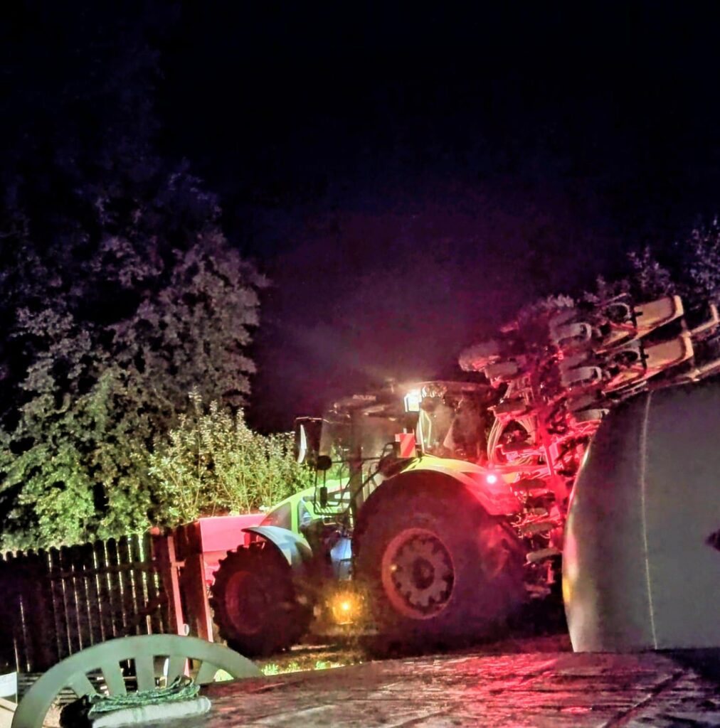 Drunk driver, 12 -ton tractor and pathological family. Drunk driver, 12 -ton tractor and pathological family.