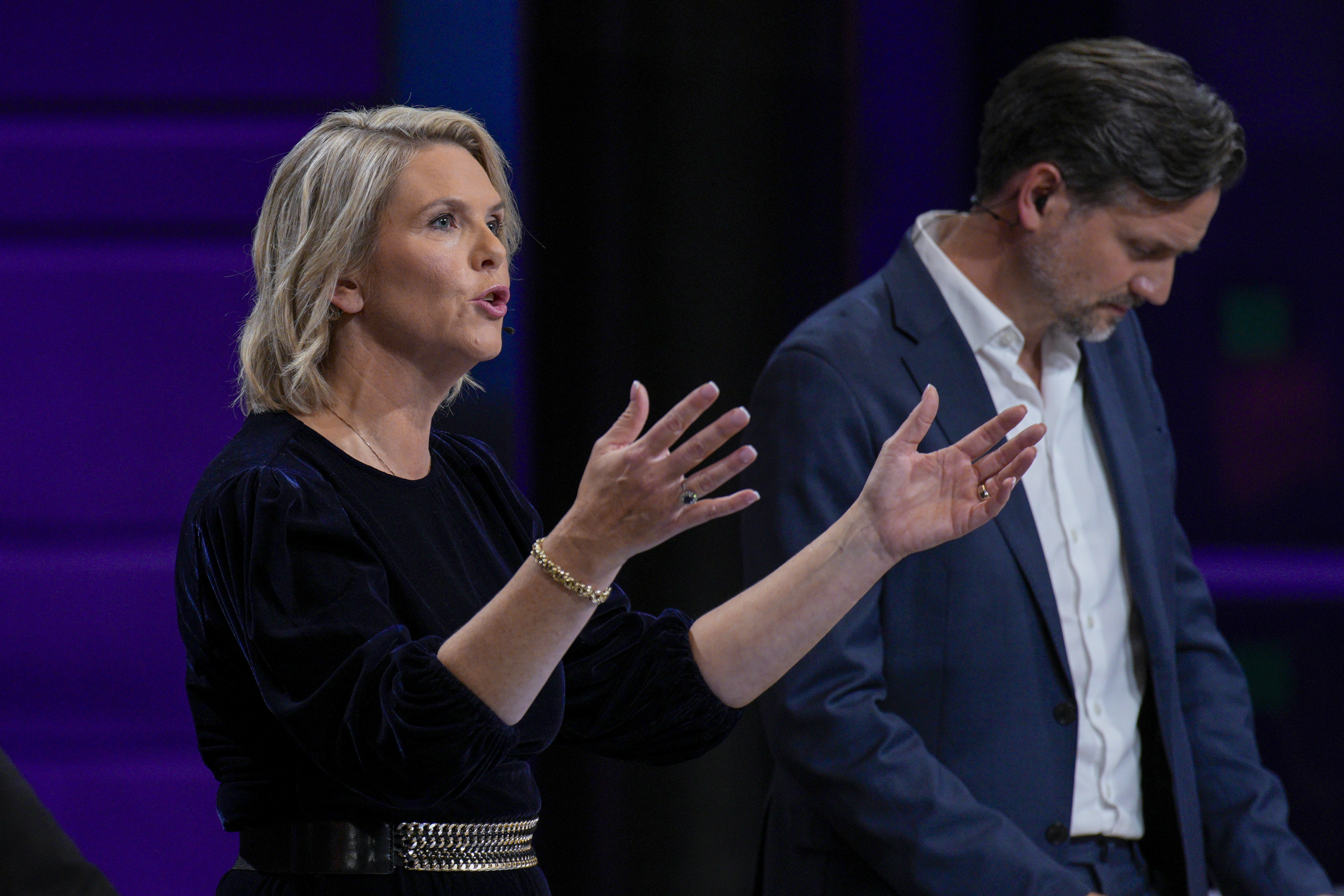 Sylvi Listhaug and Dag-Inge Ulstein in a televised election debate.