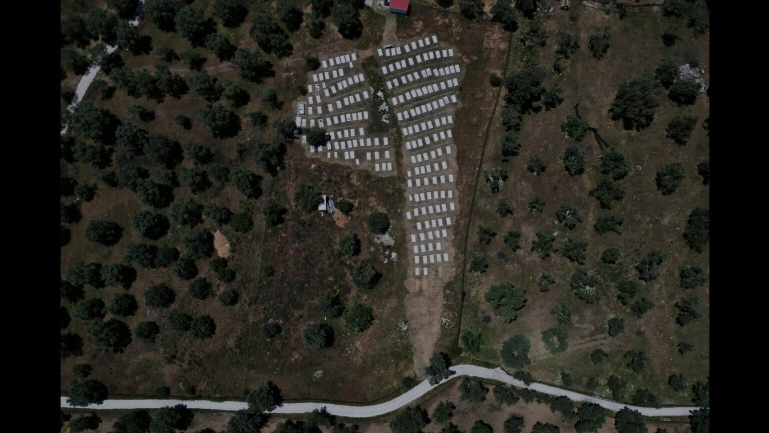 Tougher asylum law in Greece criminalises refugees