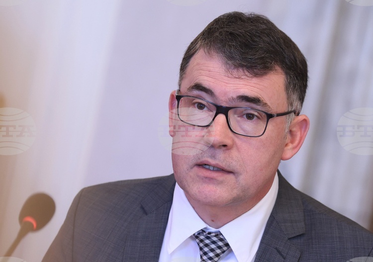 IMF Mission to Bulgaria Projects Budget Deficit Exceeding 3% of GDP in 2025 and 2026
