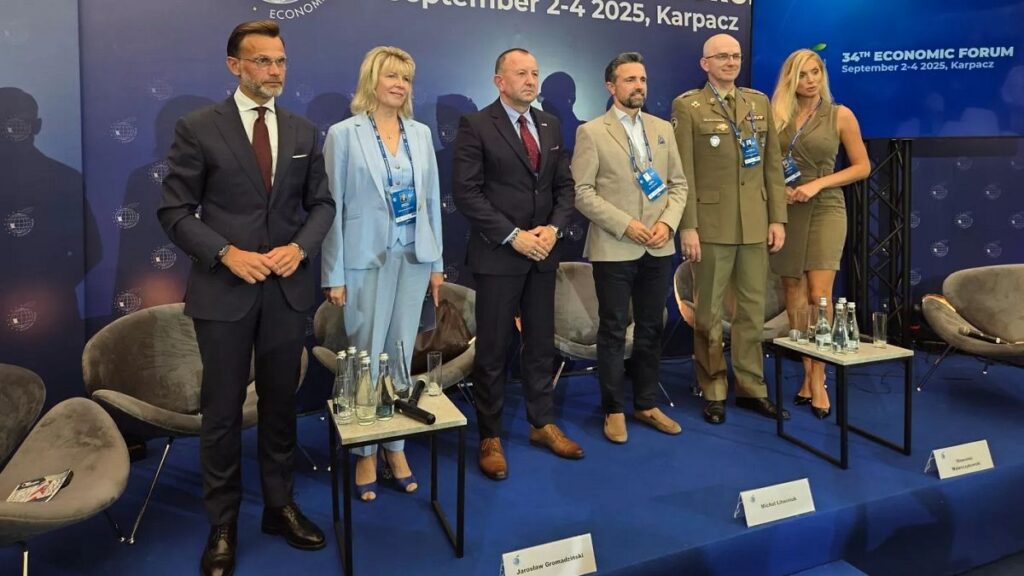 ‘The Eastern Shield’: How Poland wants to defend its borders from invasion 'The Eastern Shield': How Poland wants to defend its borders from invasion