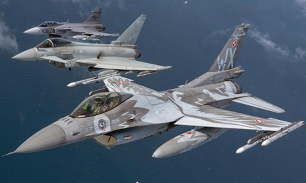 Poland scrambles fighter jets to secure airspace in Russian strikes on Ukraine Poland scrambles fighter jets to secure airspace in Russian strikes on Ukraine